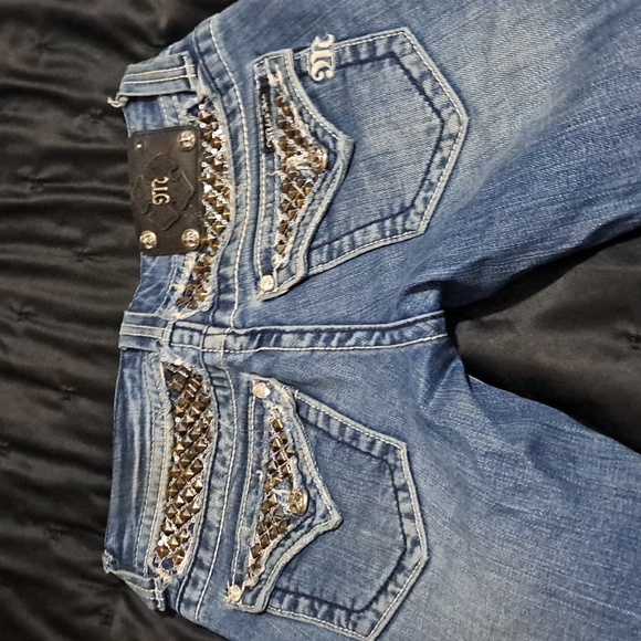 Jeans - Picture 2 of 2